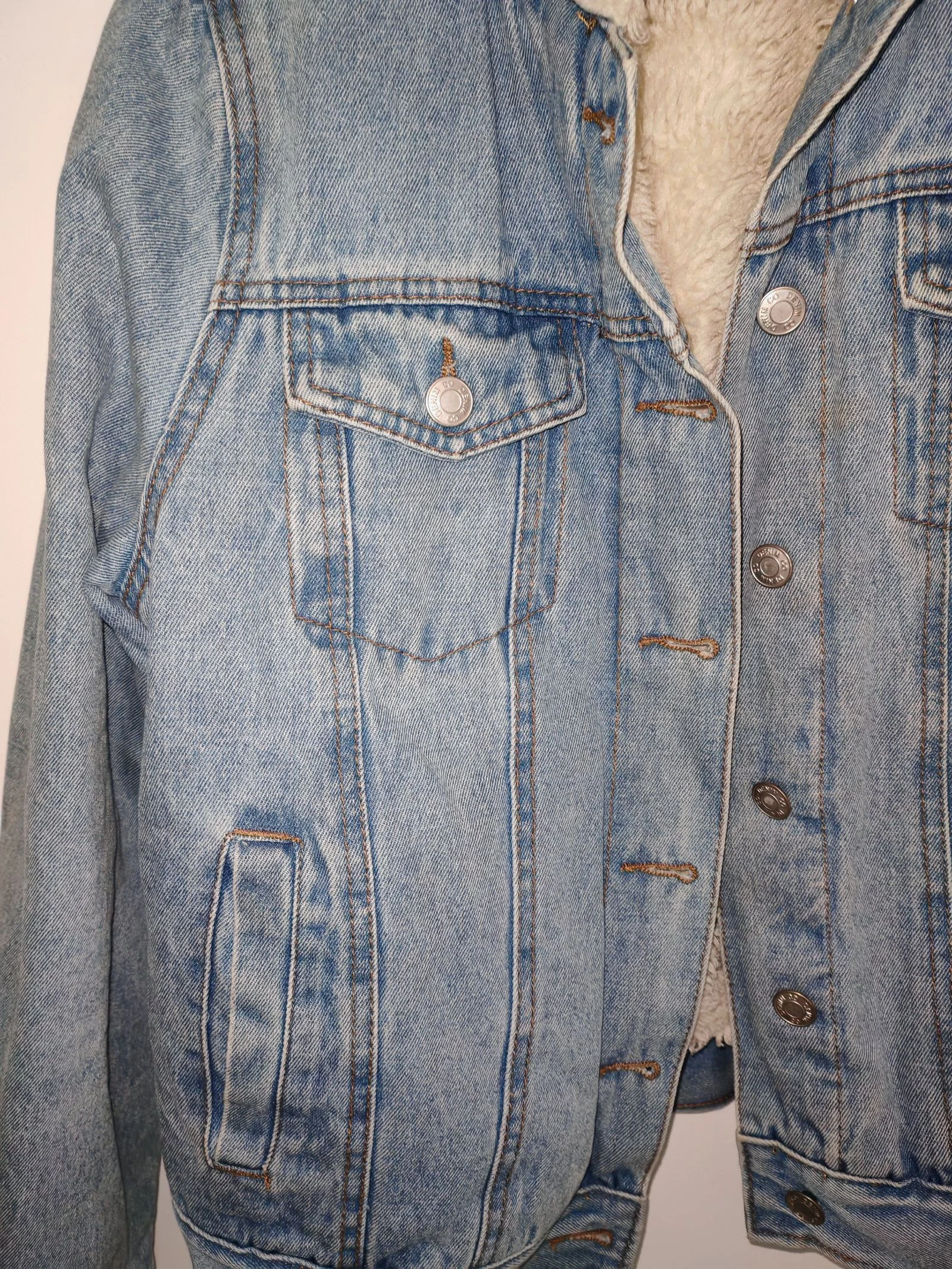 Casaco de denim com pele – photo 4